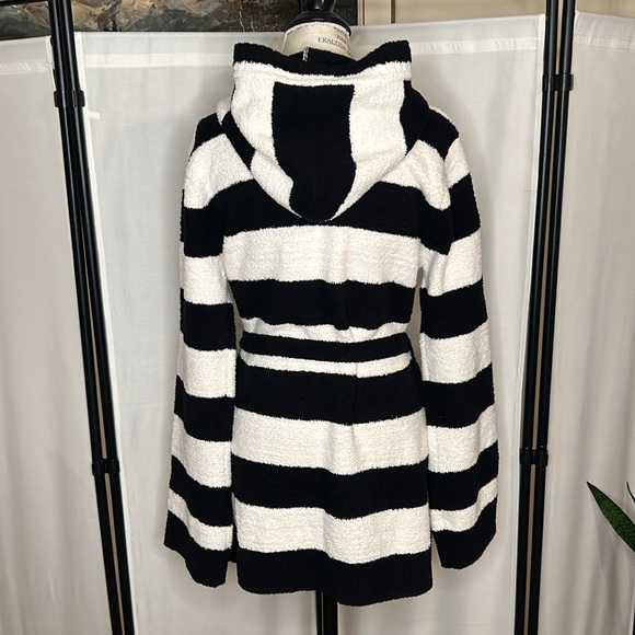 Kashwére Luxury Robe - Picture 2 of 7